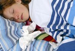 Нужно ли будить ребенка, чтобы дать ему лекарство?
Отдых – самое лучшее лекарство, так что дайте ребенку поспать. Если это означает, что будет пропущено время приема лекарства, не волнуйтесь, дайте лекарство, как только ребенок проснется или дождитесь утра.